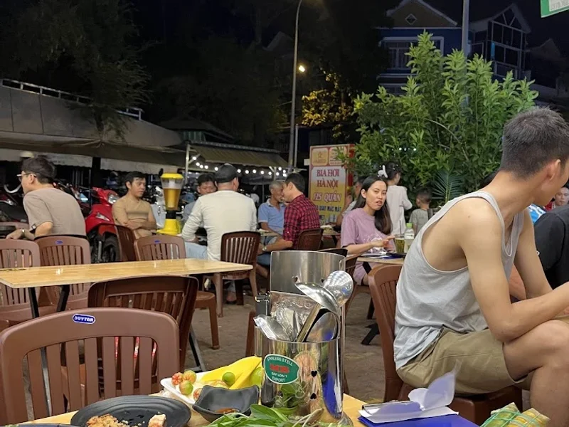 Nhà Hàng Cậu Út