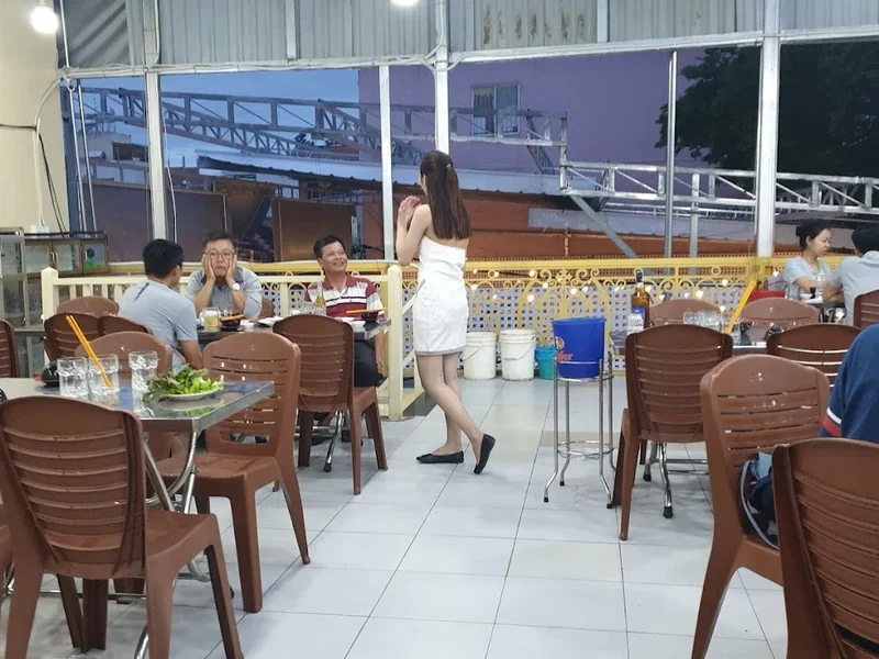 Hải sản Dung Mai 2