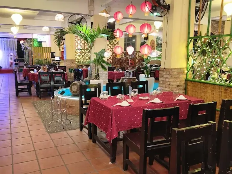 Ẩm Thực Quê Nhà Quận 10