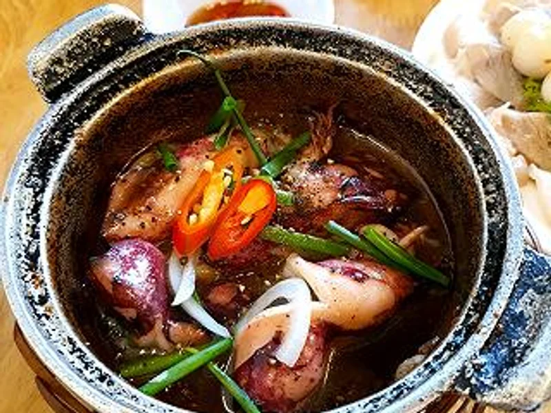 MelyFood Nguyễn Tri Phương - Cơm Niêu Mely