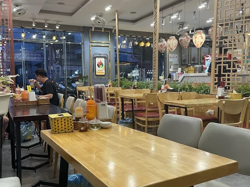 Mì Trộn Tóp Mỡ Trứng Lòng Đào Shasa