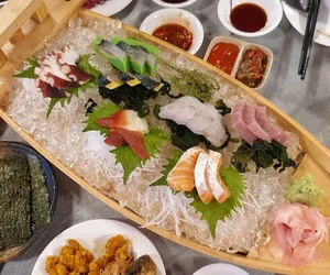 nhà hàng buffet tại Quận 4