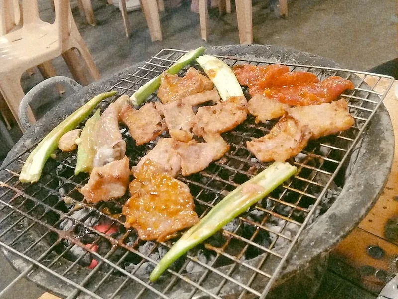 Quán Khói - Ốc Thuyền