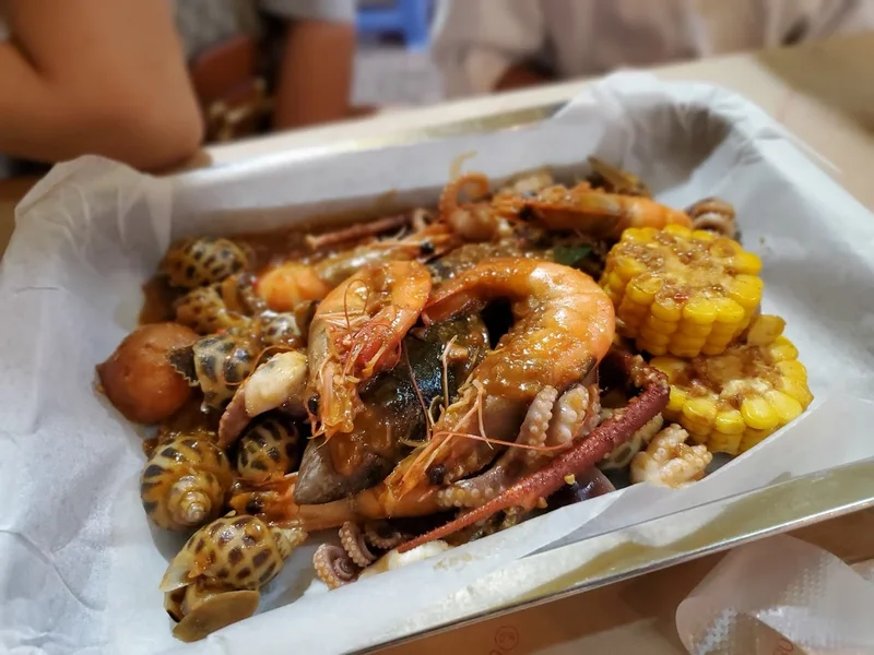 Xô hải sản sốt Cajun