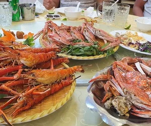 nhà hàng hải sản tại Quận 5