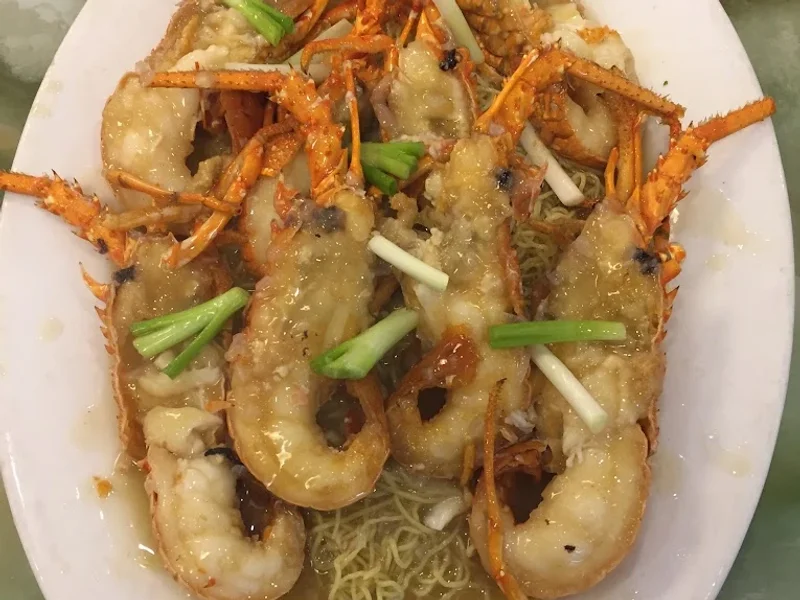 Nhà hàng lẩu cá Thuận Kiều