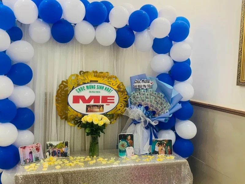 Nhà Hàng Hương Quê