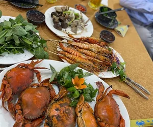 nhà hàng hải sản tại Quận 12