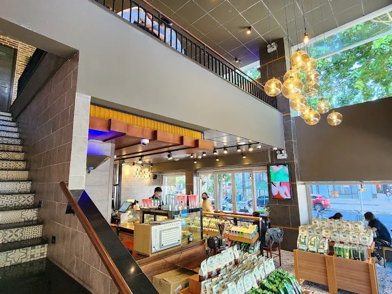 Phuc Long Coffee & Tea