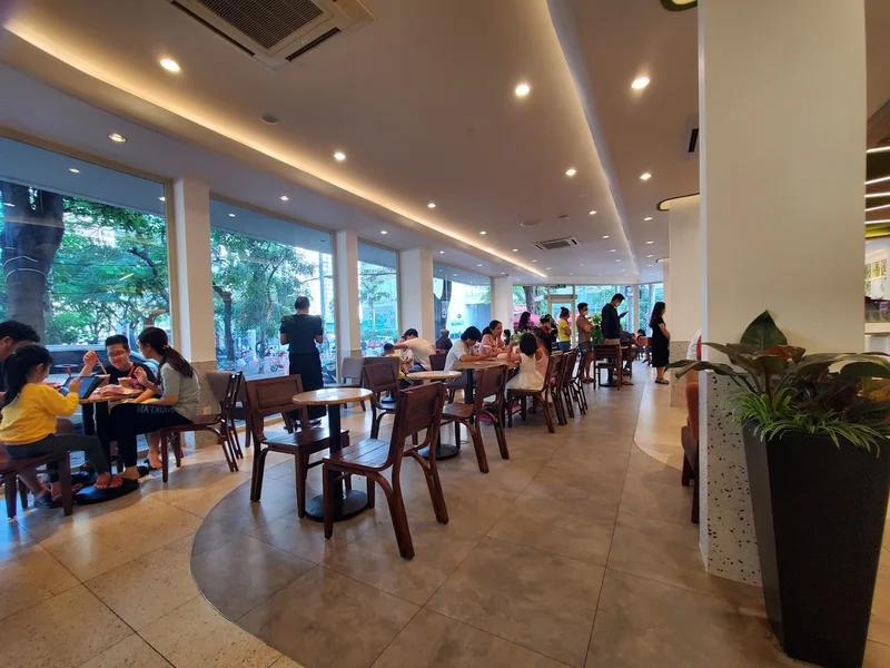 Highlands Coffee 206 Cao Lỗ