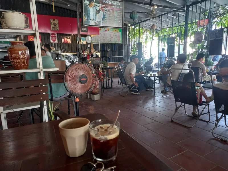 Quán cafe Quỳnh Anh