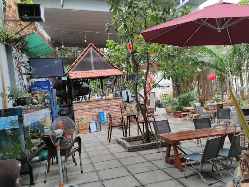 Cafe sân vườn - cafe Võng (Nẫu Home)