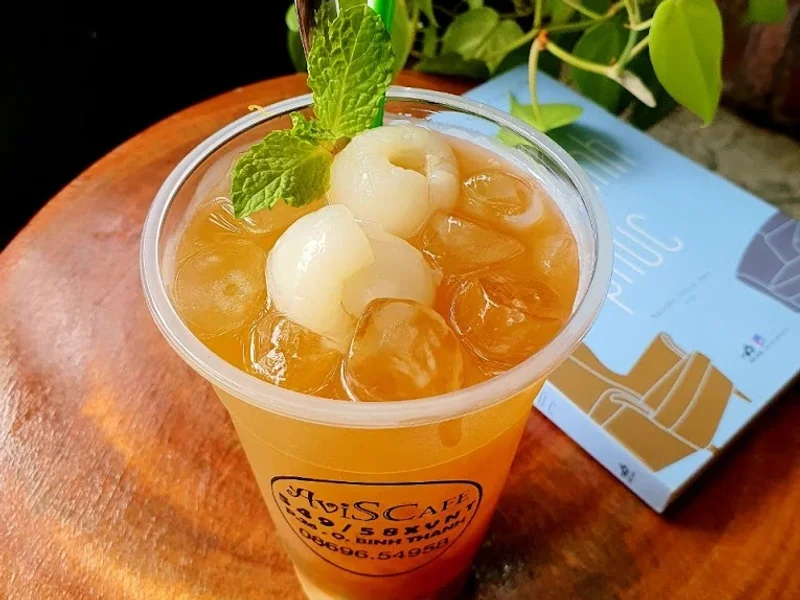 Tô tượng Bình Thạnh Cafe Avis