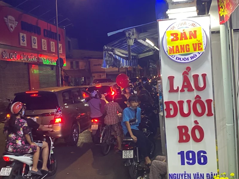 Lẩu Đuôi Bò Anh Minh