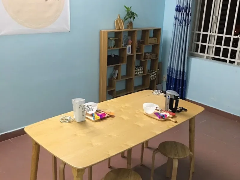Bánh bông lan trứng muối quận 8