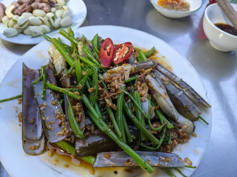 Quán Ốc Phượng