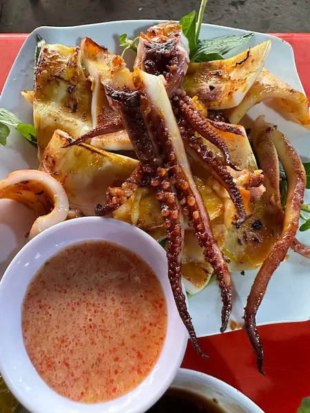 Quán Ốc Tít
