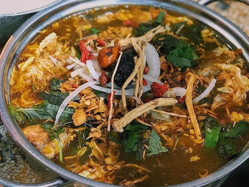 Quán Lẩu Dê Cây Dừa