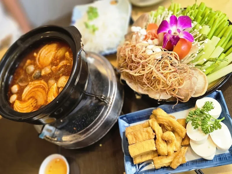 Nhà hàng chay Hồ lô Gia