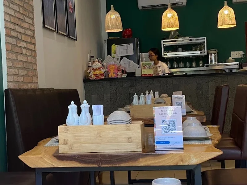 Nhà Hàng Chay MỘC NHIÊN - Sư Vạn Hạnh