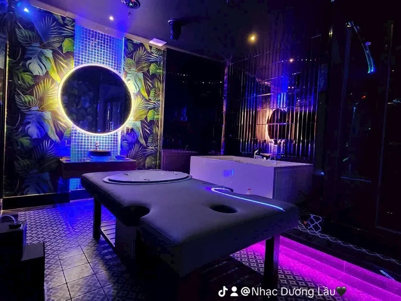 MASSAGE & SPA NHẠC DƯƠNG LẦU