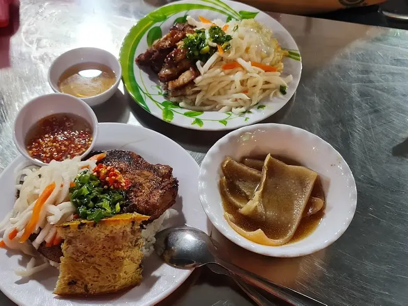 Cơm Tấm Chị Hồng