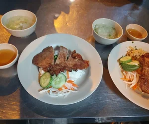 quán cơm tại Quận 5