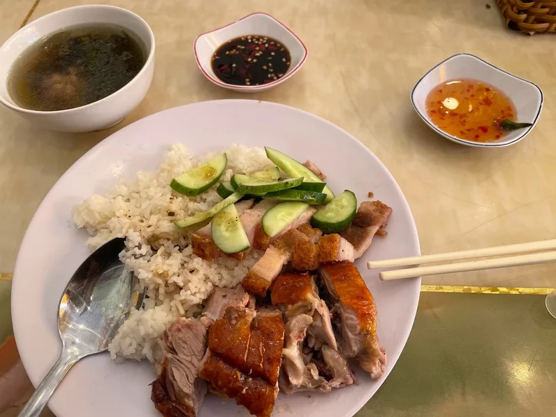 Tiệm Cơm Hưng Ký