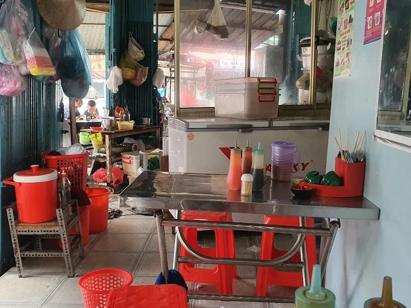 Quán Cơm Gà Xối Mỡ Huệ Bình