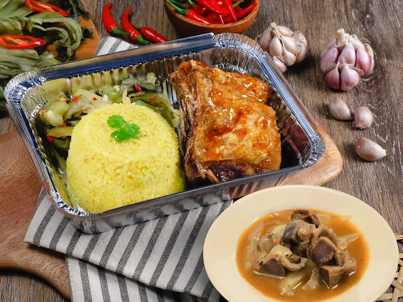 Cơm gà Đệ Nhất - Nguyễn Thị Thập