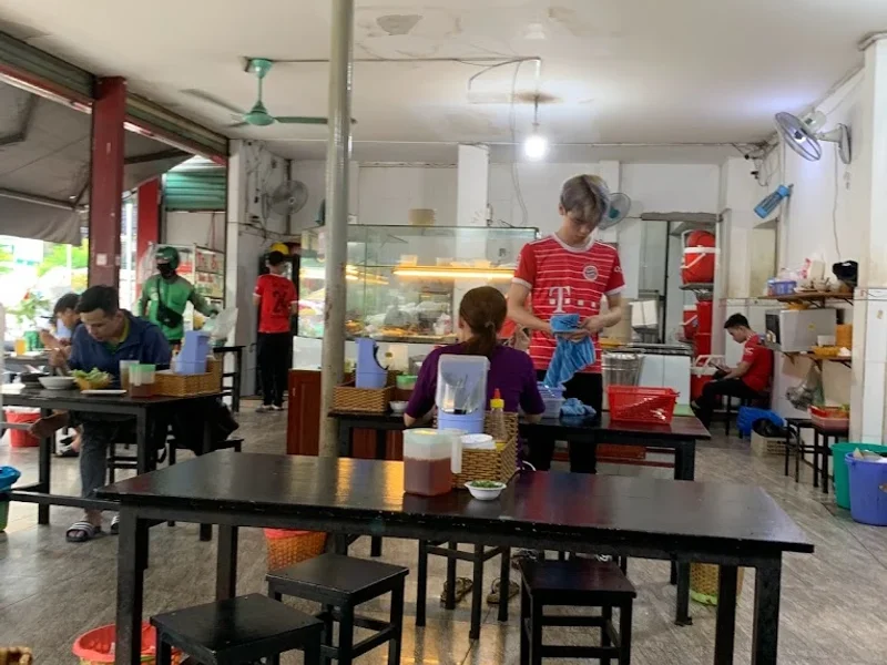 Cơm tấm Minh Long