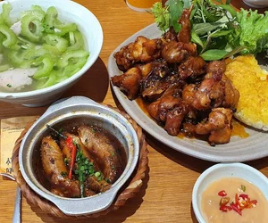 quán cơm tại Quận 7