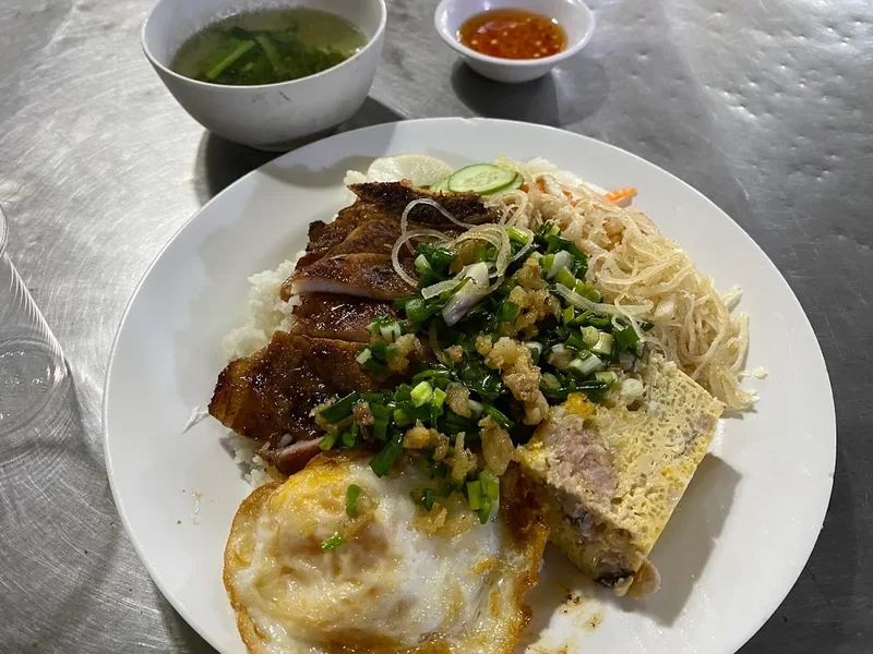 Quán Cơm Tấm Thương