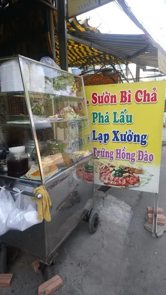 Quán Cơm Tấm Chị Bé