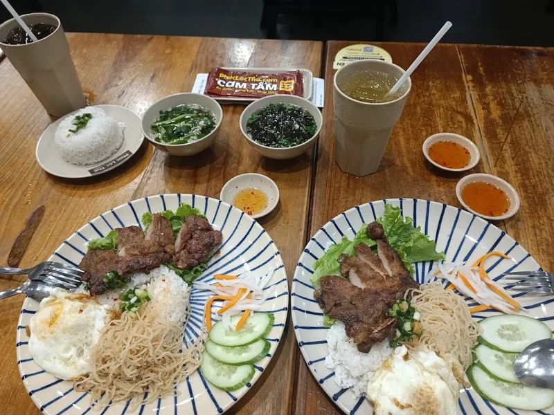 Cơm Tấm Phúc Lộc Thọ - 12/6 Tô Ký