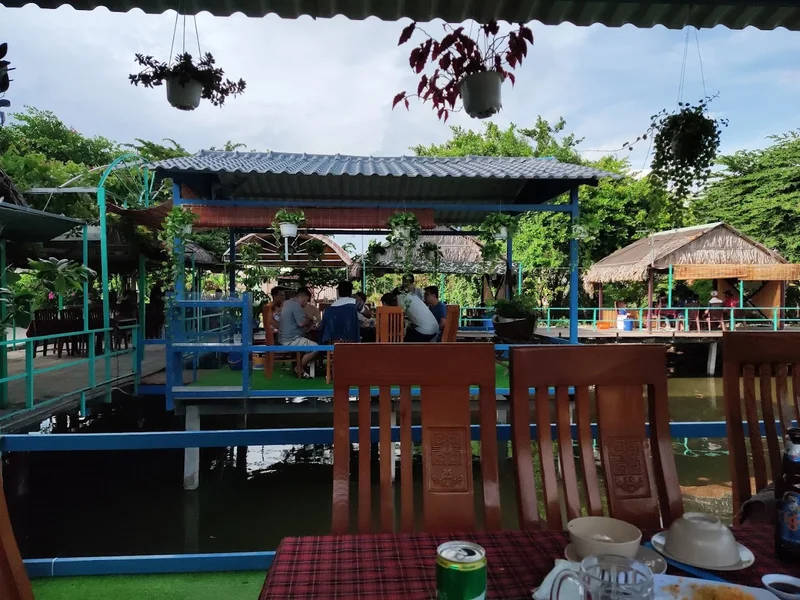 Nhà hàng Hương Tràm