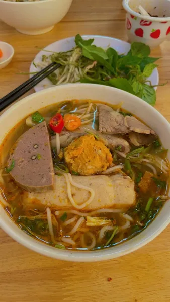 Bún Bò Gốc Huế O Tú