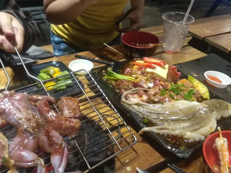 Quán DŨNG NĂM CĂN