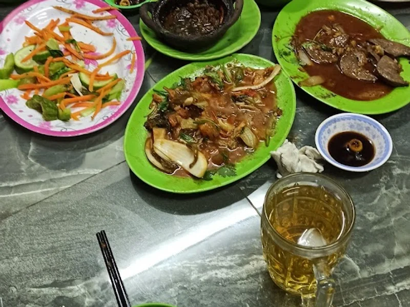 Quán Ăn Gia Đình Hoa Tèo