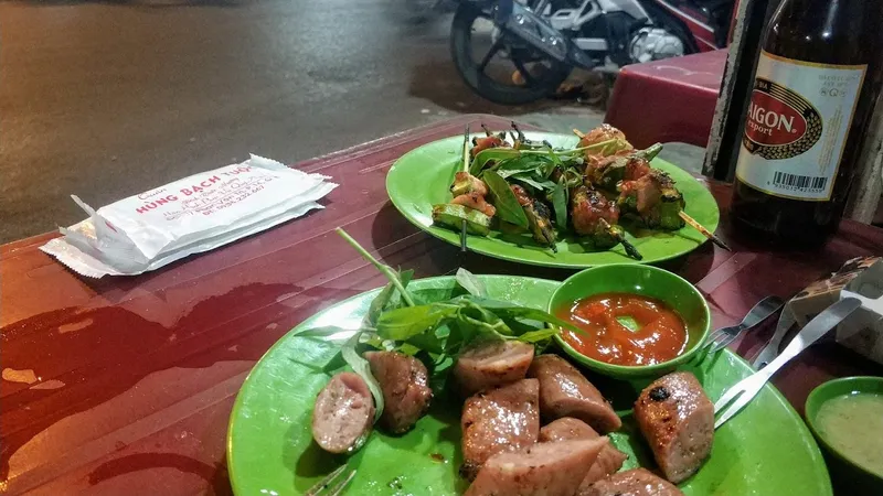 Quán nhậu Hùng Bạch Tuộc