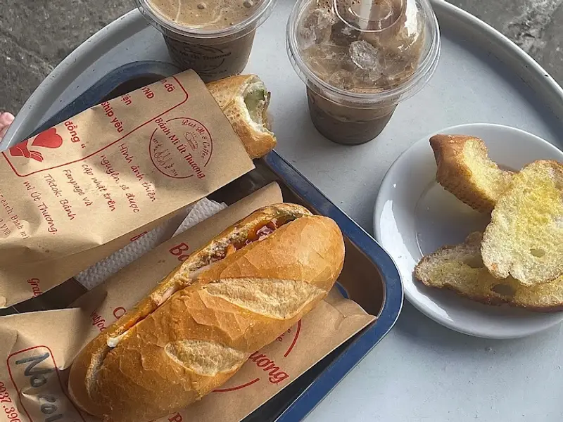 Bánh mì Út Thương - Ut Thuong ' s Vietnamese Bread