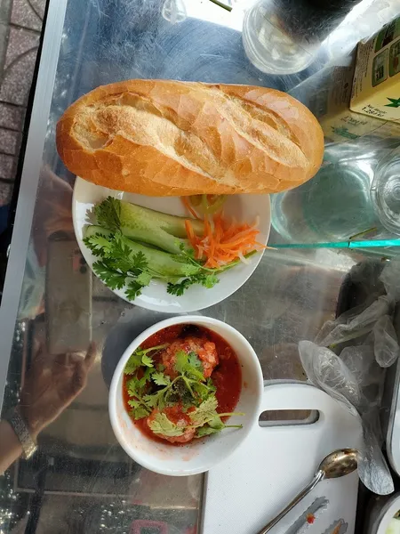 Bánh mì Xíu Mại B&B