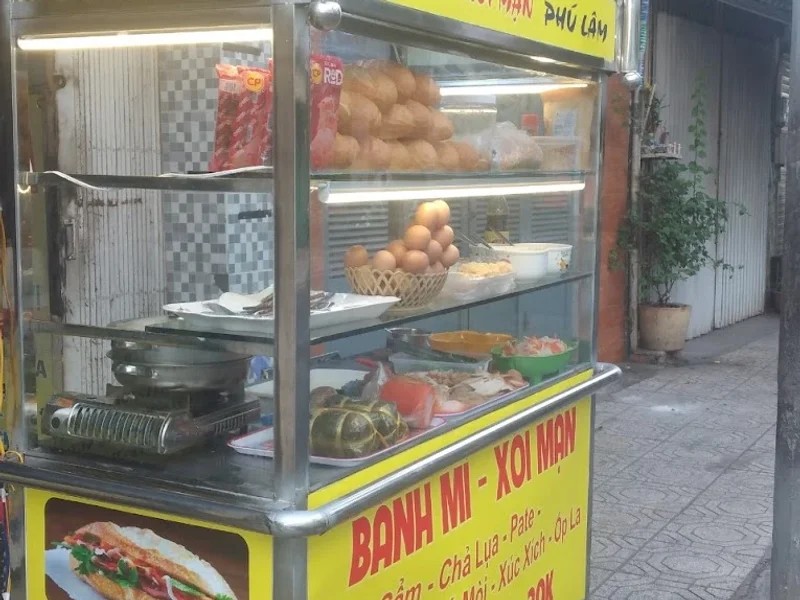 Bánh Mì Xôi Mặn Phú Lâm