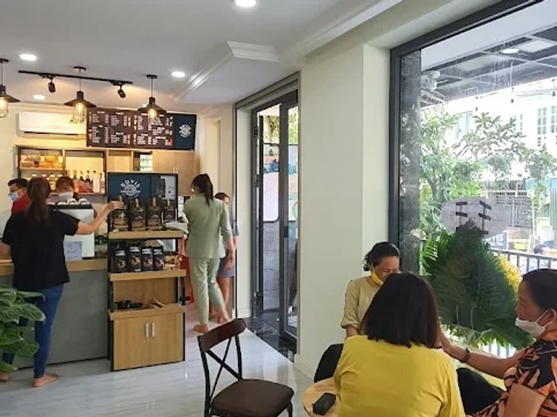 Rovis Coffee & Tea Bình Hưng Hòa B - Bình Tân