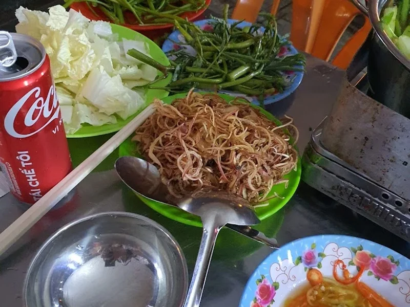 Lẩu cá Dương Tử Giang 471 Hồng Bàng