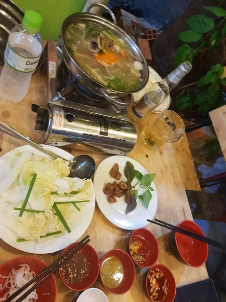 Lẩu 94