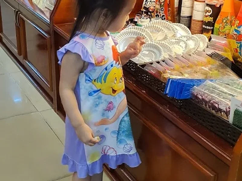 Tiệm Bánh Sài Gòn Givral