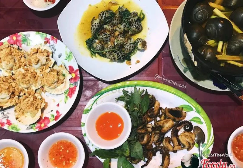 Quán Ốc Phượng