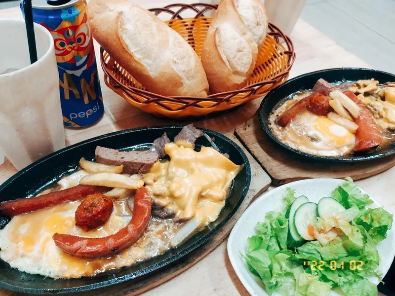 Bò Né - Bánh Mì Ba Sạch