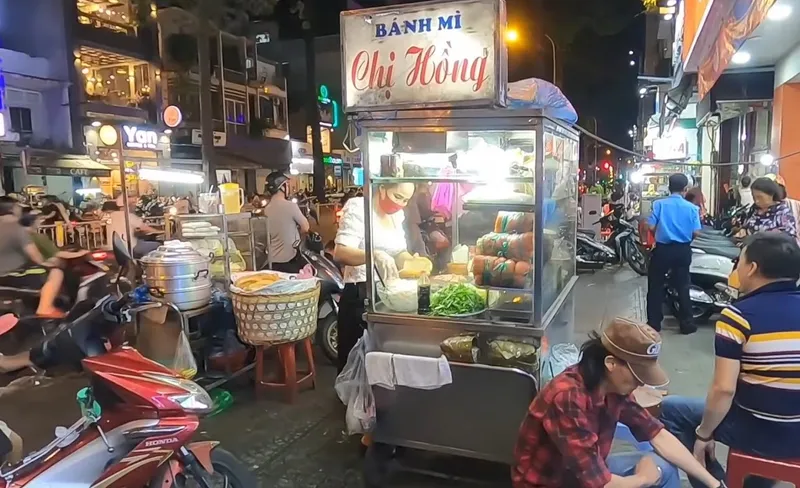 Bánh Mì Chị Hồng